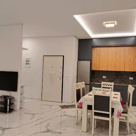 Saranda Nice Home
