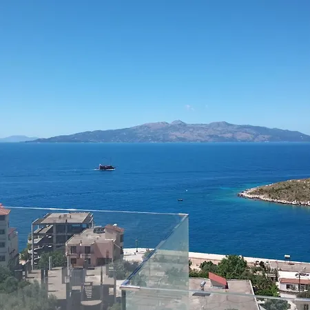 Saranda Nice Home *